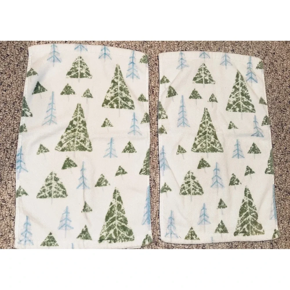 Rare Nautica Home Tree Farm Green Pine Tree Cotton Fingertip Towels Set of 2